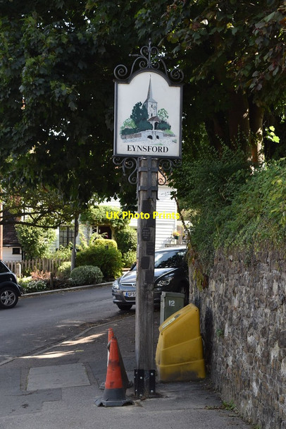 Photo 6"x4" Eynsford Village sign Eynsford c2019