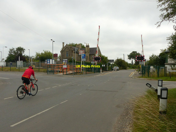 Photo 6"x4" Fiskerton level crossing Southwell\/SK7053 c2020