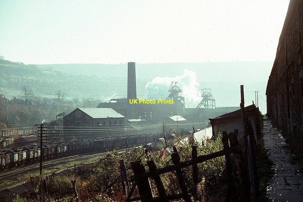 Photo 6"x4" Celynen South Colliery, Newbridge \u00e2\u0080\u0093 1969 Abercarn c1969