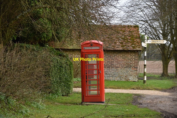 Photo 6"x4" Telephone Kiosk, Priors Dean Hawkley\/SU7429 c2019