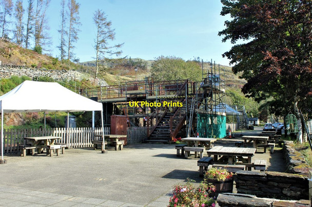 Photo 6"x4" Footbridge undergoing painting (2) Rhyd\/SH6341 c2020