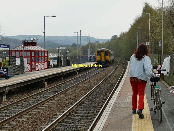 Photo 6"x4" Mytholmroyd station looking east Hoo Hole c2021