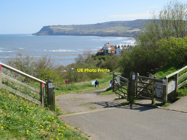 Photo 6"x4" Path to the sea, Robin Hood's Bay Robin Hood's Bay\/NZ9505 c2021