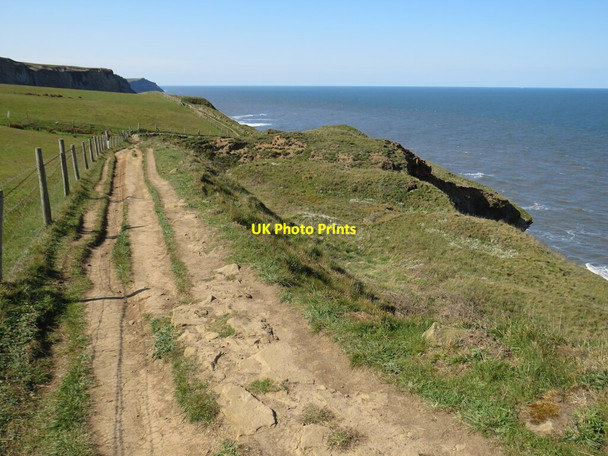 Photo 6"x4" Cleveland Way near Robin Hood's Bay Robin Hood's Bay\/NZ9505 c2021 P1