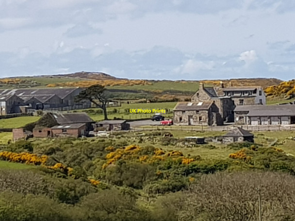 Photo 6"x4" Llanwnwr, a farm near to Strumble Head Trefasser c2021
