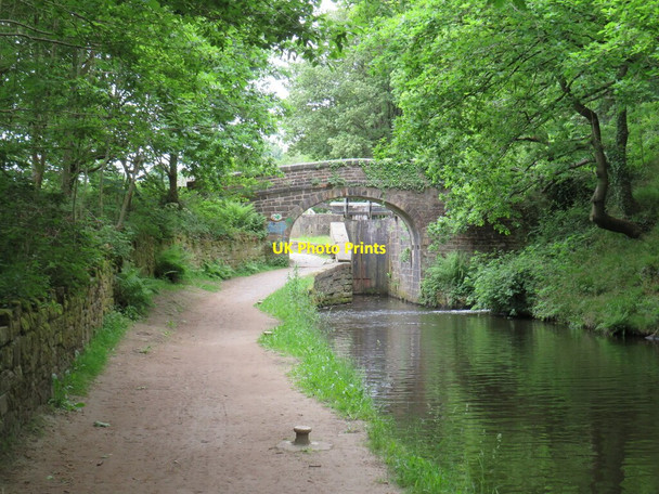 Photo 6"x4" Canal towpath near Linthwaite, Huddersfield Town End\/SE0915 c2021