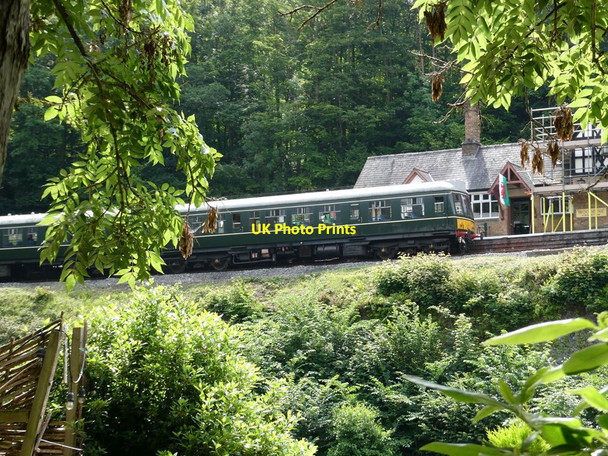 Photo 6"x4" Glimpse of a train at Berwyn Station Llangollen c2021