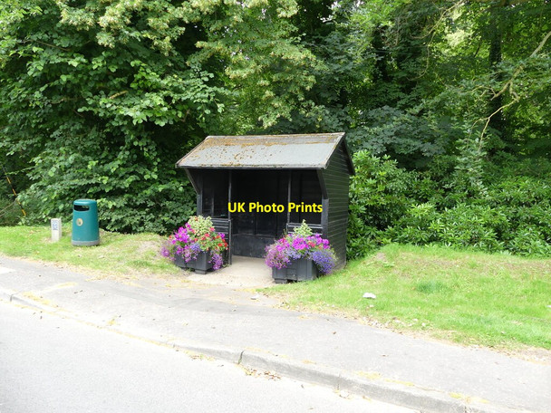 Photo 6"x4" Village Bus Shelter Mundesley c2021