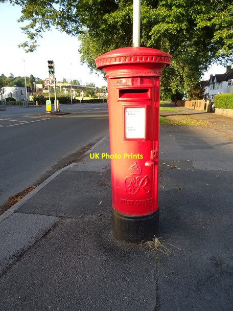 Photo 6"x4" George VI postbox on Priors Road, Cheltenham Cheltenham c2021