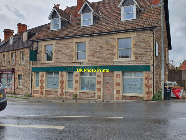 Photo 6"x4" Mermaid Hotel, Wells Wells c2021