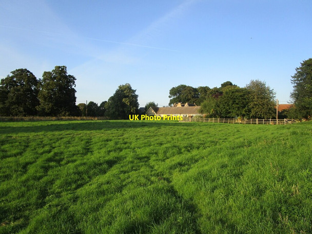 Photo 6"x4" Grass field between church and village, Bloxholm Dorrington\/TF0752 c2021