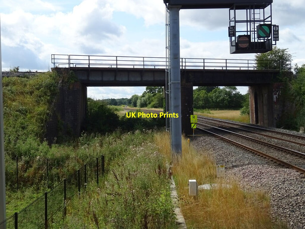 Photo 6"x4" Cotswold Railway Line bridging the Cross Country line near Worcestershire Parkway Railway Station Norton\/SO8850 c2021