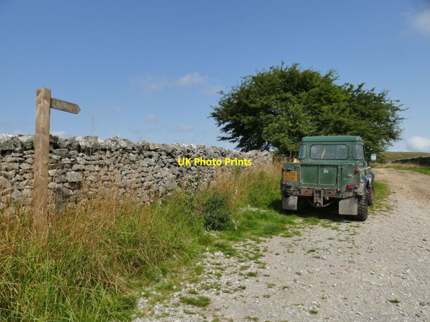 Photo 6"x4" Beyond the tarmac on Skyreholme Bank Skyreholme c2021