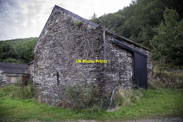 Photo 6"x4" Corn barn and stable ranges at Rhosigor Glan-y-wern\/SH6034 c2021