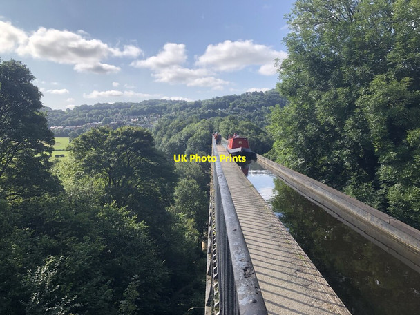 Photo 6"x4" Narrowboat on Pontcysyllte Aqueduct Pont Cysyllte c2021