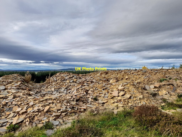Photo 6"x4" Quarry Spoil at Achanarras Spittal\/ND1654 c2021
