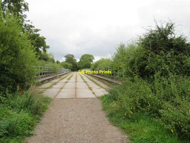 Photo 6"x4" Castleman Trailway, Ringwood Ringwood\/SU1505 c2021