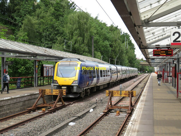 Photo 6"x4" Bradford Forster Square railway station Bradford\/SE1632 c2021