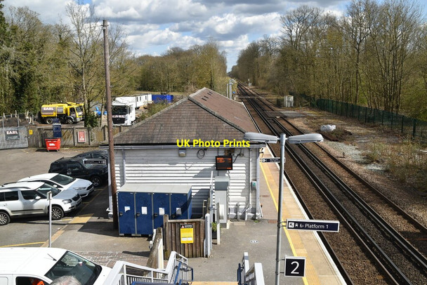 Photo 6"x4" Pluckley Station Chamber's Green c2021 P1