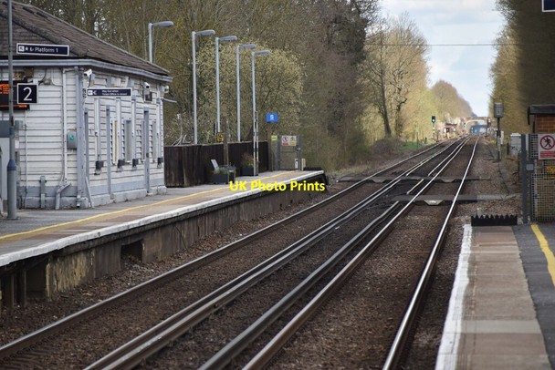 Photo 6"x4" Pluckley Station Chamber's Green c2021 P2