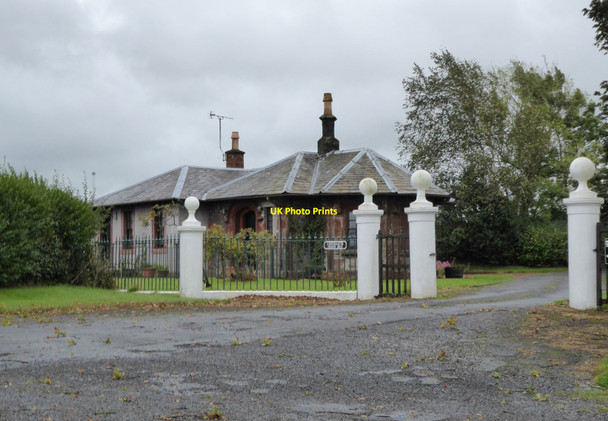 Photo 6"x4" Gatehouse to Conheath Kelton\/NX9870 c2021