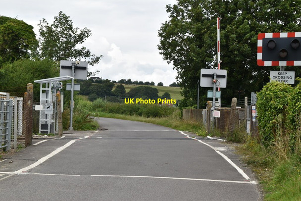 Photo 6"x4" Level crossing, Winchelsea Station Rye c2021
