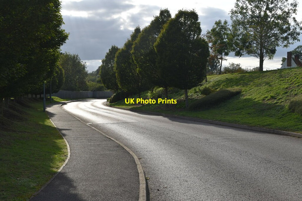 Photo 6"x4" Crowne Plaza access road Marlow\/SU8586 c2020
