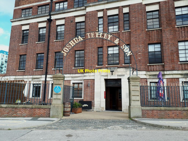 Photo 6"x4" Entrance to the Tetley, Hunslet Road, Leeds Leeds\/SE3034 c2021