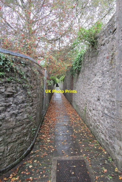 Photo 6"x4" Footpath to Paul Street, Shepton Mallet Shepton Mallet c2021