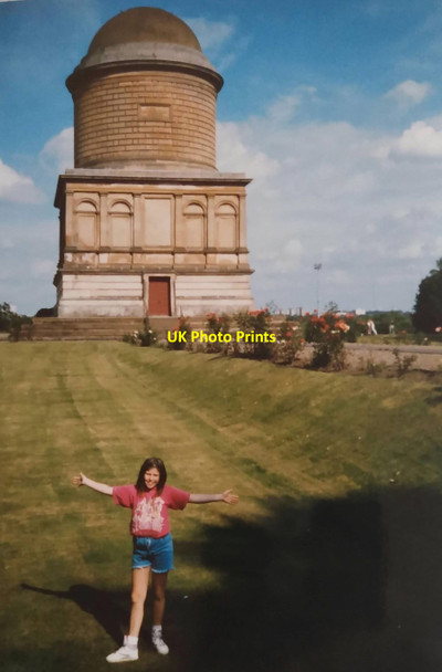 Photo 6"x4" Hamilton Mausoleum 1996 Hamilton\/NS7255 c1996