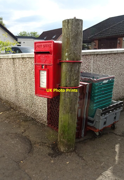 Photo 6"x4" Postbox on Main Street, Stoneyburn Bents\/NS9762 c2021