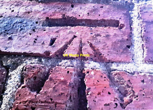 Photo 6"x4" Benchmark on side (NW face) of #360 London Road Carleton\/NY4252 c2021