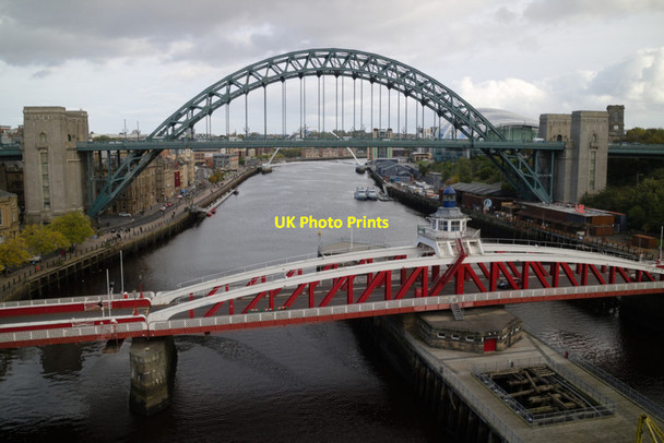 Photo 6"x4" The River Tyne viewed from the High Level Bridge Newcastle upon Tyne c2021