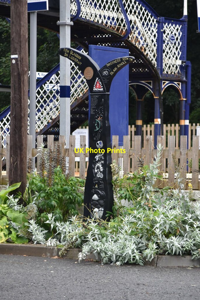 Photo 6"x4" National Cycleroute Network Milepost, Pitlochry Pitlochry c2021