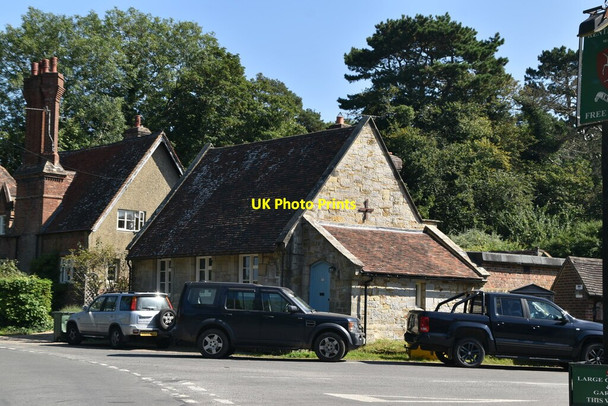 Photo 6"x4" Old School House Horshoe Green c2021