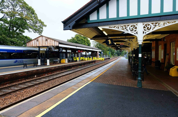 Photo 6"x4" Carrickfergus Railway Station, Victoria Street, Carrickfergus, N. Ireland Carrickfergus c2021