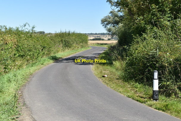 Photo 6"x4" Quiet lane on Romney Marsh Newchurch\/TR0531 c2020
