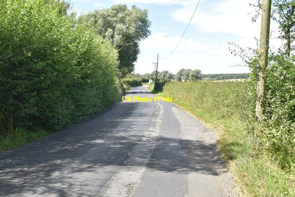 Photo 6"x4" Road on Romney Marsh Newchurch\/TR0531 c2020 P1
