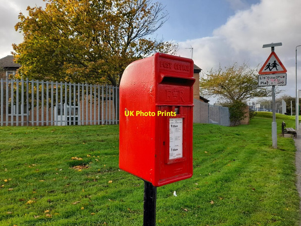 Photo 6"x4" Postbox at Bruton Park, Rhyl Rhyl c2021