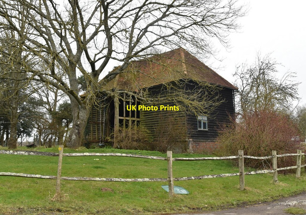 Photo 6"x4" Barn, Netherfield Place Farm Netherfield\/TQ7118 c2021