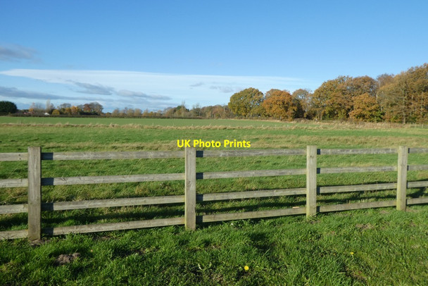Photo 6"x4" Fence and field beside Sandy Lane Moor End\/SE6656 c2021