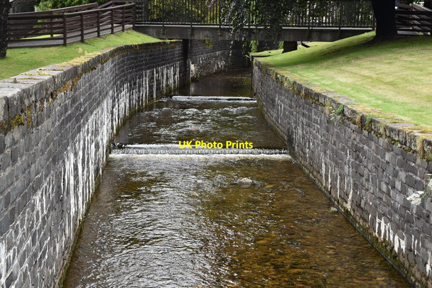 Photo 6"x4" Kinnaird Burn Pitlochry c2021