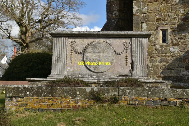 Photo 6"x4" Chest Tomb Newenden c2021
