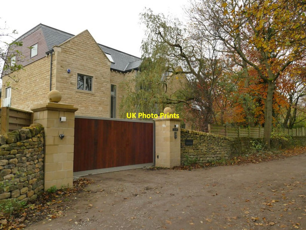Photo 6"x4" Evergreen, Sheriff Lane Bingley\/SE1139 c2021