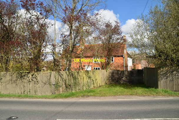 Photo 6"x4" Great Jobs Cross Farmhouse Great Job's Cross c2021