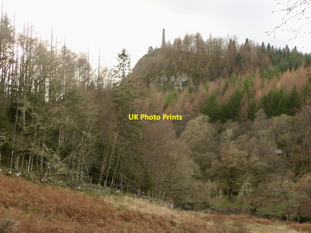 Photo 6"x4" Dun More and the Melville Monument Comrie\/NN7722 c2021