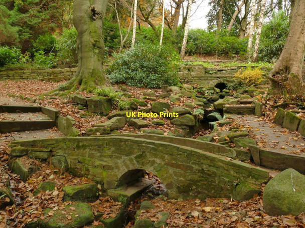 Photo 6"x4" Prince of Wales Park: bridges over the top of the cascade Bingley\/SE1139 c2021