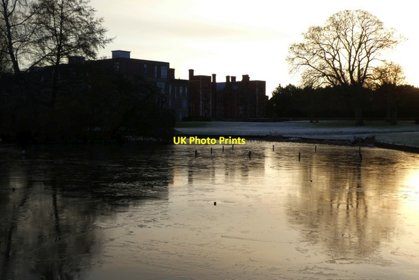 Photo 6"x4" Frozen lake at Derwent Heslington c2021