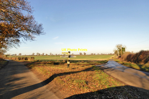 Photo 6"x4" Rural lane junction Syresham c2016