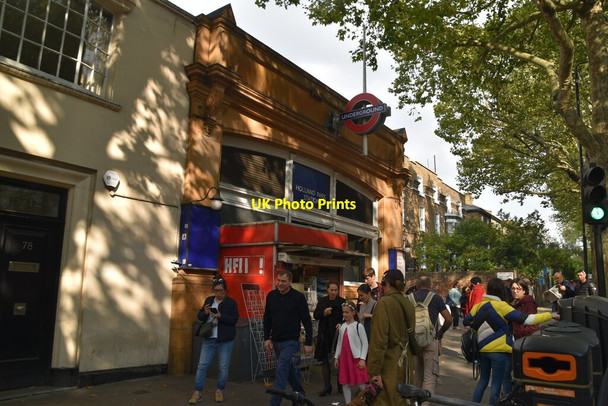 Photo 6"x4" Holland Park Underground Station Kensington\/TQ2579 c2021
